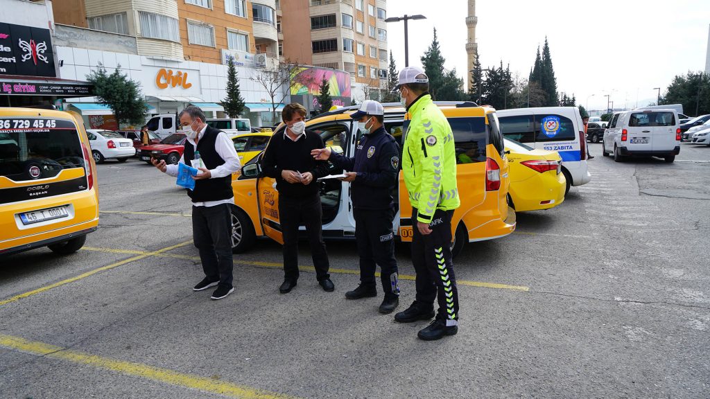 Büyükşehir ticari taksileri denetledi