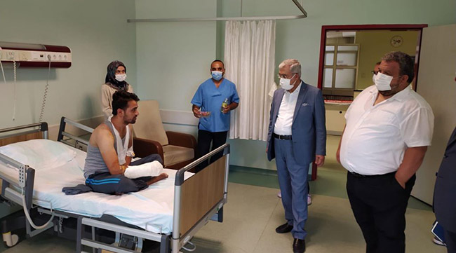 Rektör Can’dan, Tıp Fakültesi Hastanesine Bayram Ziyareti