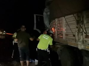 Kahramanmaraş-Kayseri yolunda zincirleme kaza:1 ölü,3 yaralı