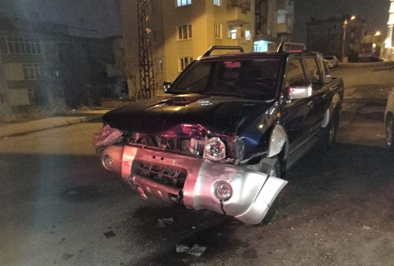 Kahramanmaraş’ta otomobil pikap çarpıştı: 1 yaralı