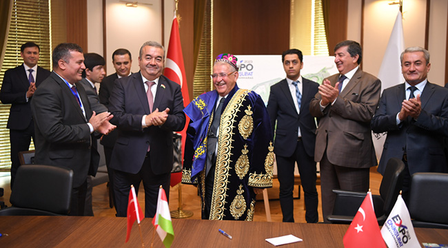 <strong>Tacikistan Cumhuriyeti ile EXPO 2023 ve ekonomik iş birliği protokolü imzalandı</strong>
