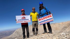 Kahramanmaraşlı dağcılar Aladağlar’da zirve yaptı