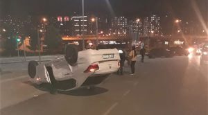 Kahramanmaraş’ta iki otomobil çarpıştı: 3 yaralı