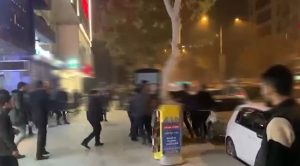 Kahramanmaraş kent merkezinde kavga kamerada
