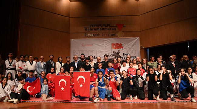 <strong>Atatürk’ü Anma, Gençlik ve Spor Bayramı Çeşitli Etkinliklerle Kutlandı</strong><strong></strong>