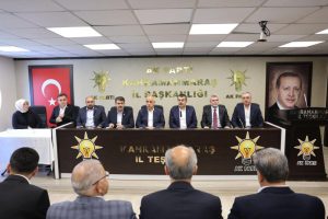 Milli Eğitim Bakanı AK Parti İl Teşkilatını ziyaret etti