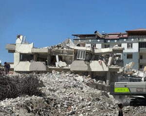 Kahramanmaraş’ta depremzedelere konut yapmak üzere arsalar hazırlandı