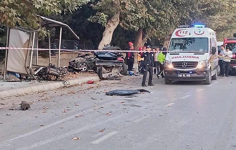 Kahramanmaraş’ta otomobil paramparça oldu: 1 ölü